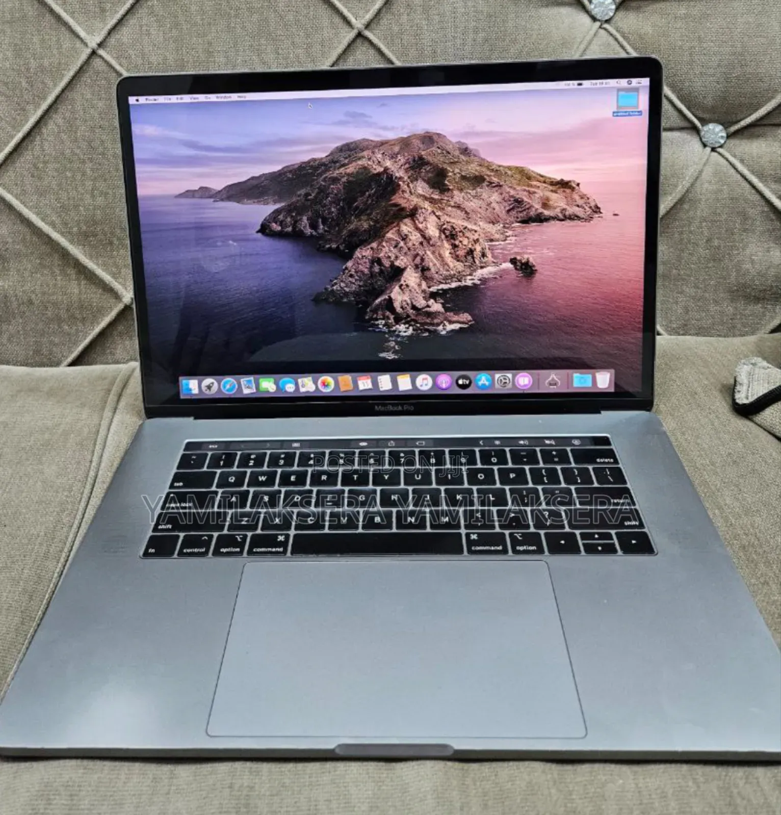 New Laptop Apple MacBook Pro 2019 16GB Intel Core i9 SSD 512GB