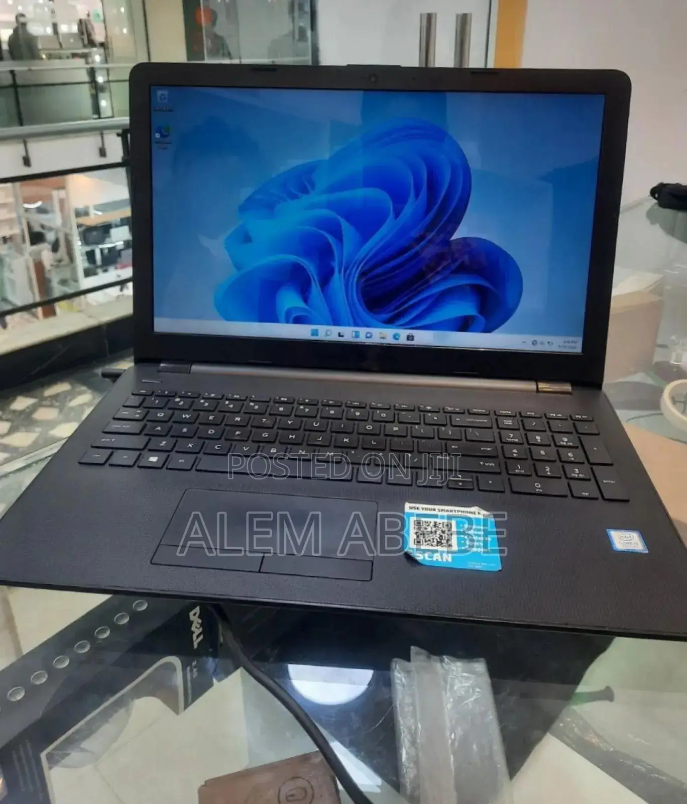 New Laptop HP Stream Notebook 8GB Intel Core I5 HDD 1T