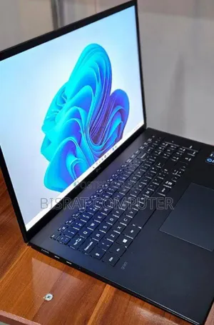 New Laptop LG Gram 13.3 16GB Intel Core I7 SSD 512GB