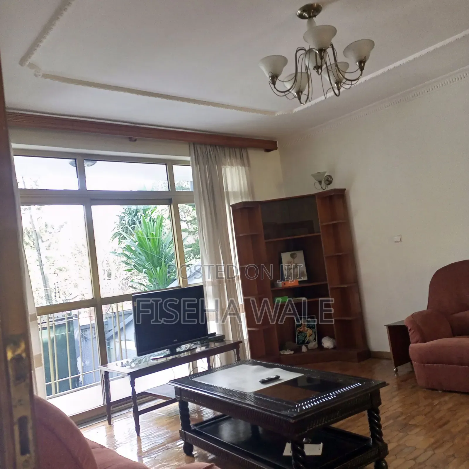 6bdrm House in ቦሌ, Bole for sale