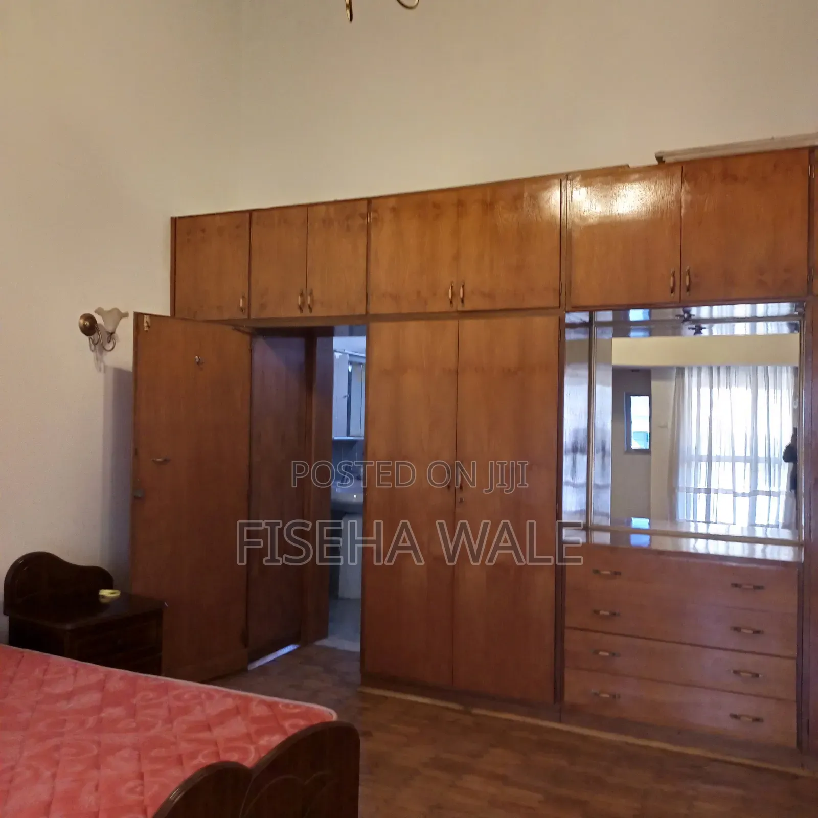 6bdrm House in ቦሌ, Bole for sale