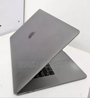 New Laptop Apple MacBook Pro 2019 16GB Intel Core I9 SSD 512GB