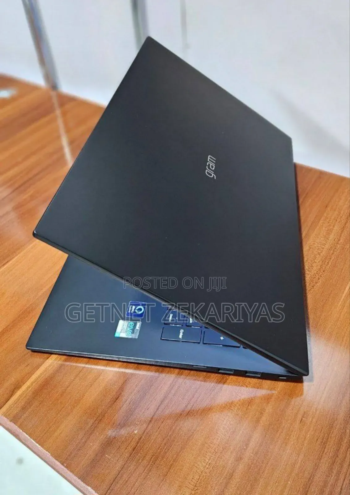 New Laptop LG Gram 15.6 16GB Intel Core I7 SSD 1T