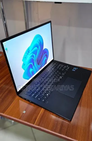 New Laptop LG Gram 15.6 16GB Intel Core I7 SSD 1T