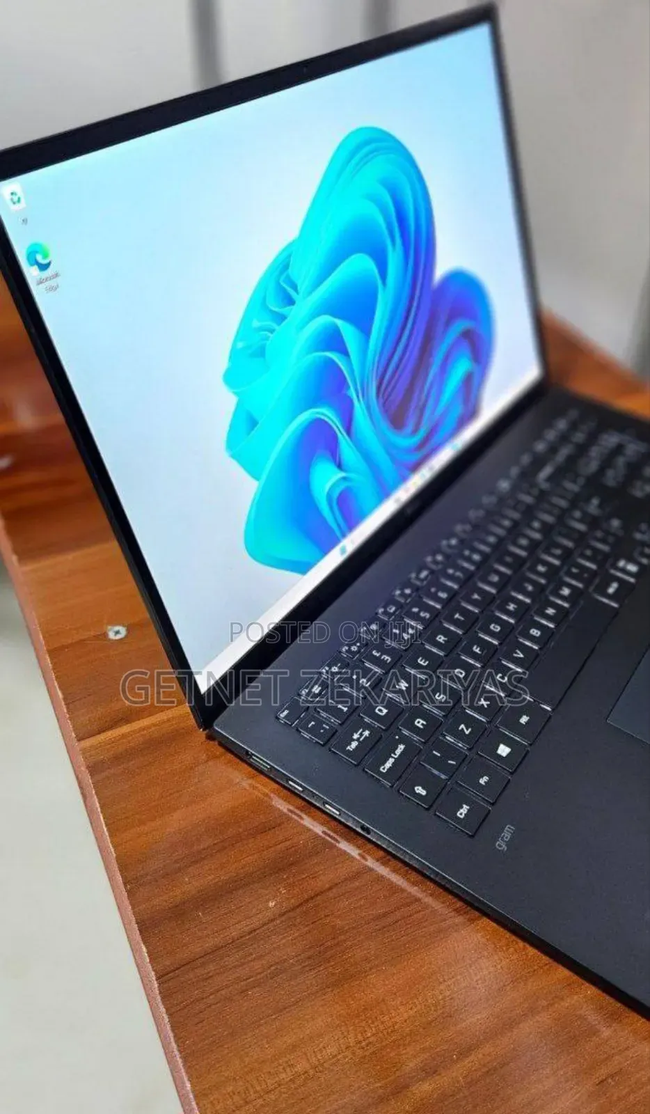 New Laptop LG Gram 15.6 16GB Intel Core I7 SSD 1T