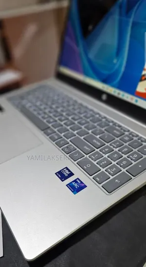 New Laptop HP OmniBook Ultra Flip 14" 16GB Intel Core Ultra 7 SSD 512GB