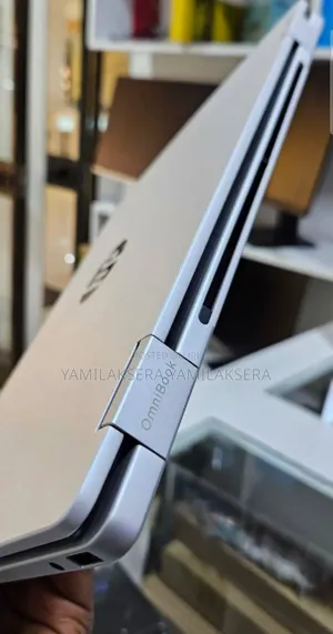 New Laptop HP OmniBook 7 14" 16GB Intel Core 7 SSD 1T
