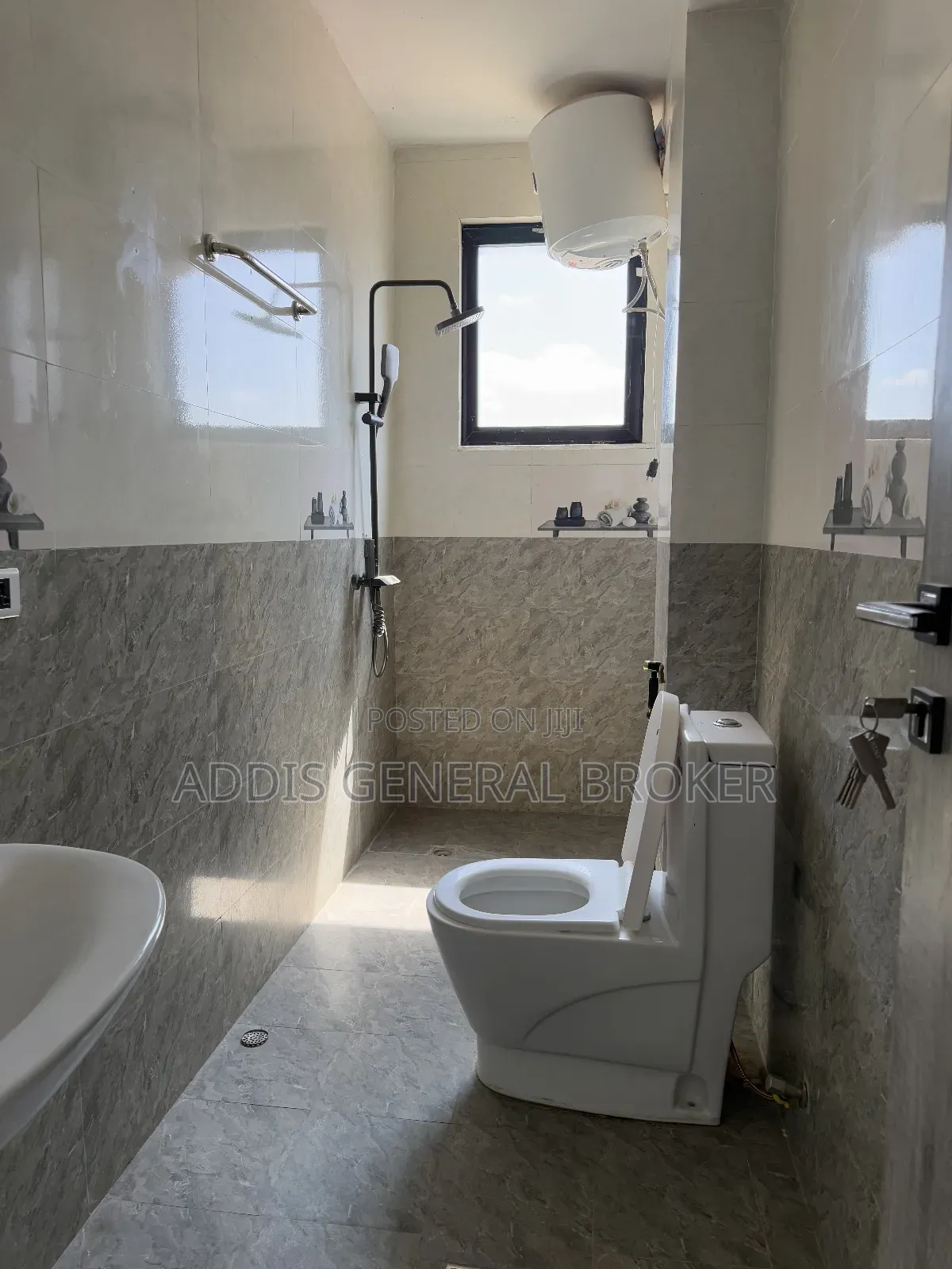 3bdrm Apartment in Haile Garment, Nifas Silk-Lafto for sale