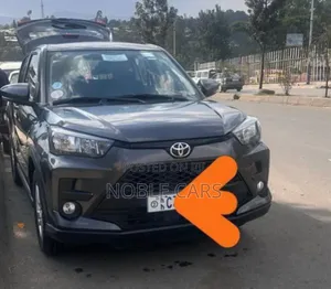 Toyota Raize 2023 Gray