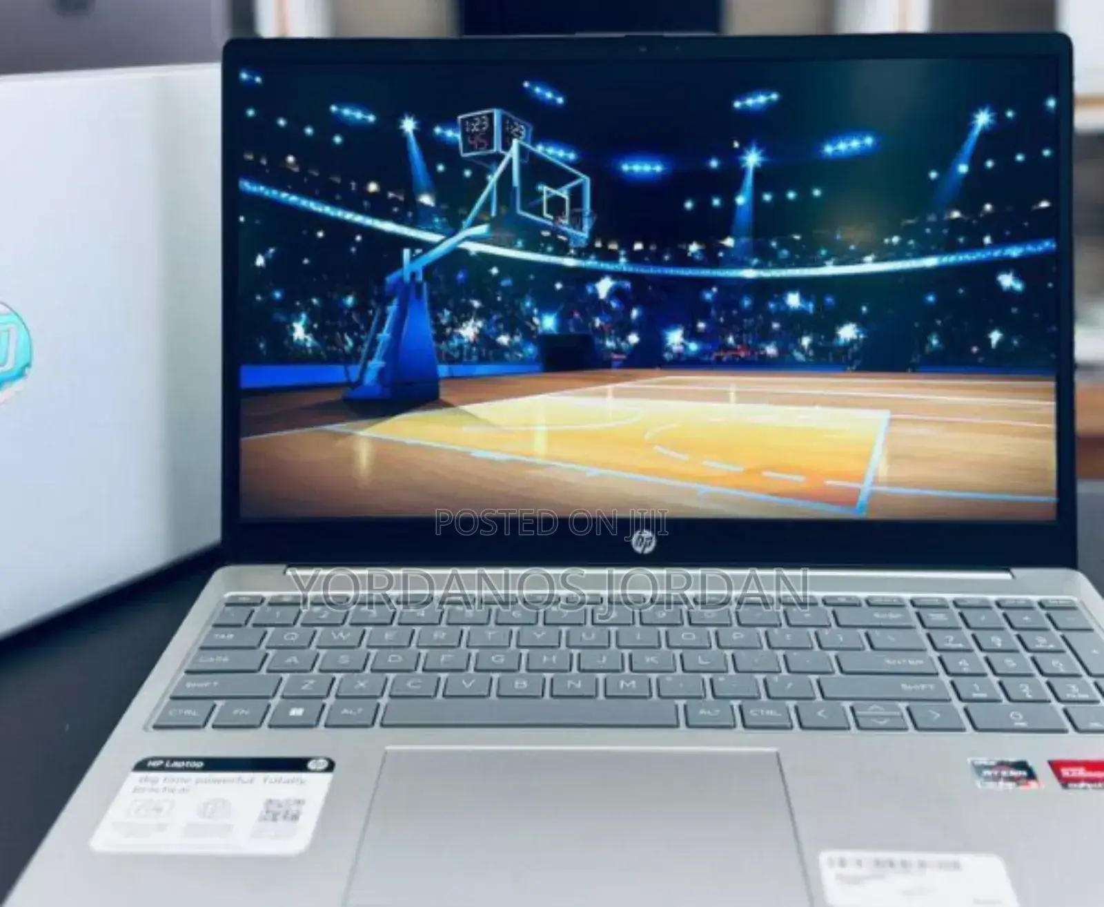 New Laptop HP 8GB AMD Ryzen 5 SSD 512GB