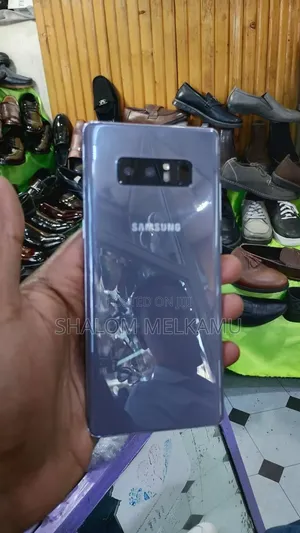 Photo - New Samsung Galaxy Note 8 64 GB Silver