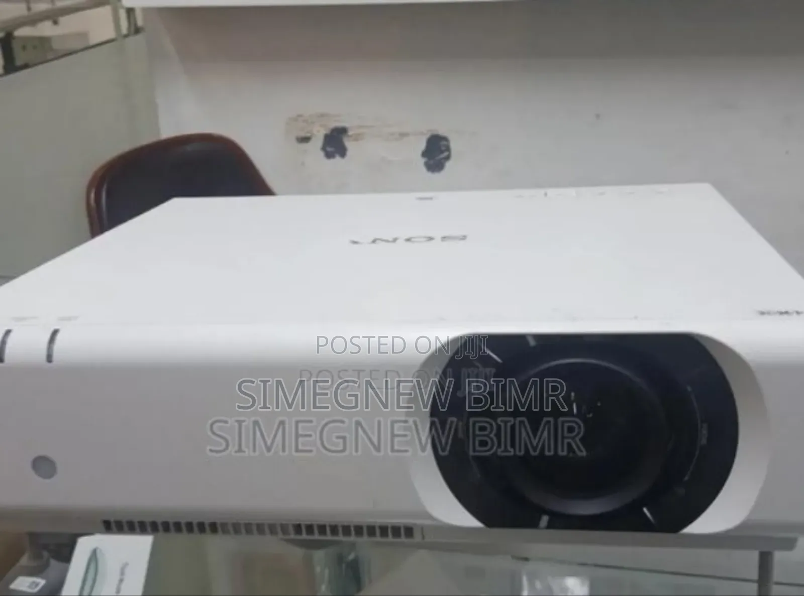 Home Cinema Projector
