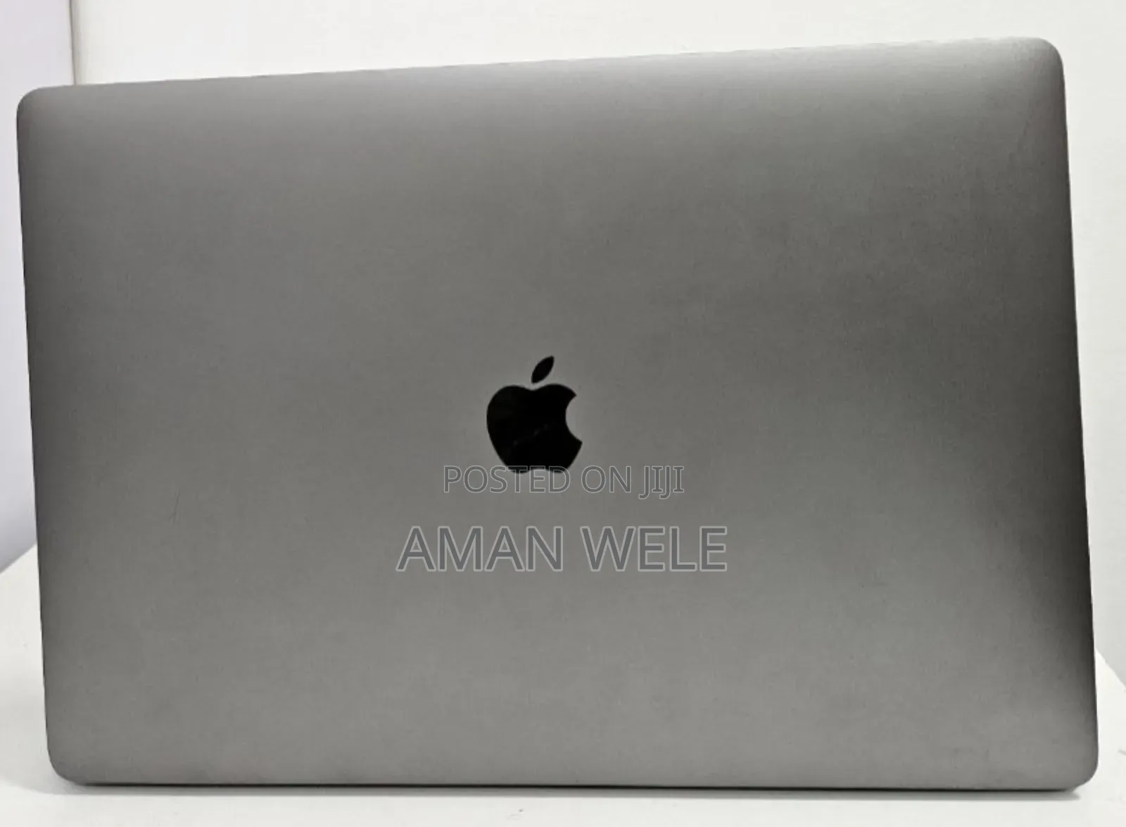 New Laptop Apple MacBook Pro 2019 16GB Intel Core I9 SSD 512GB