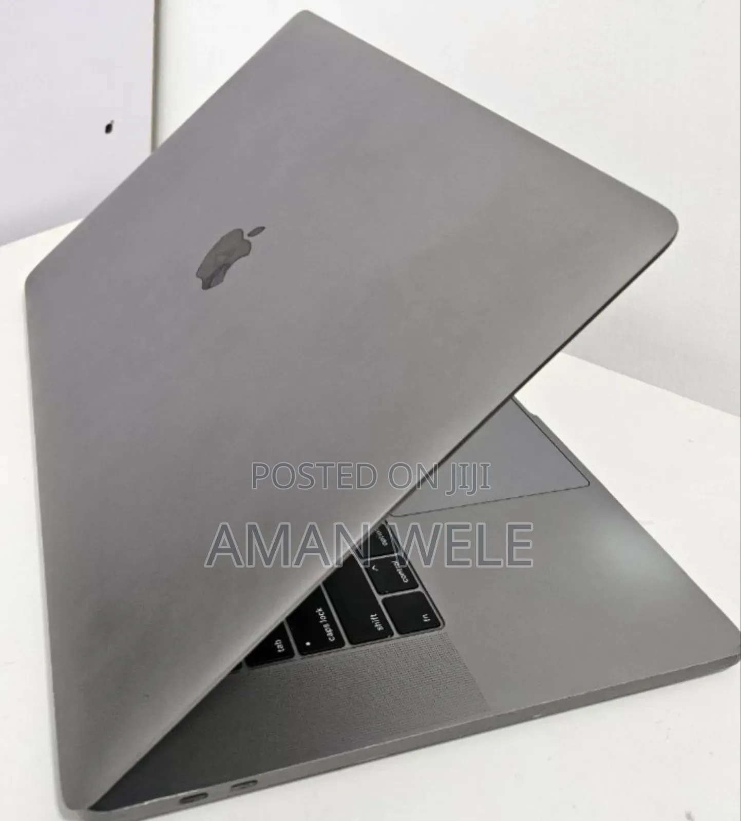 New Laptop Apple MacBook Pro 2019 16GB Intel Core I9 SSD 512GB