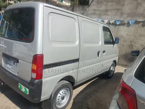 Suzuki Eeco 2024 Silver