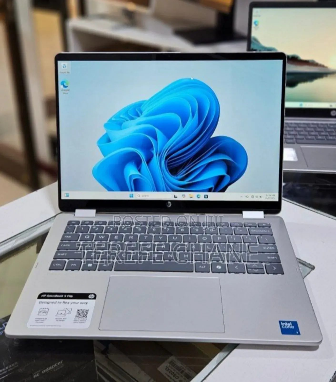 New Laptop HP OmniBook 5 14" 16GB Intel Core I7 SSD 1T