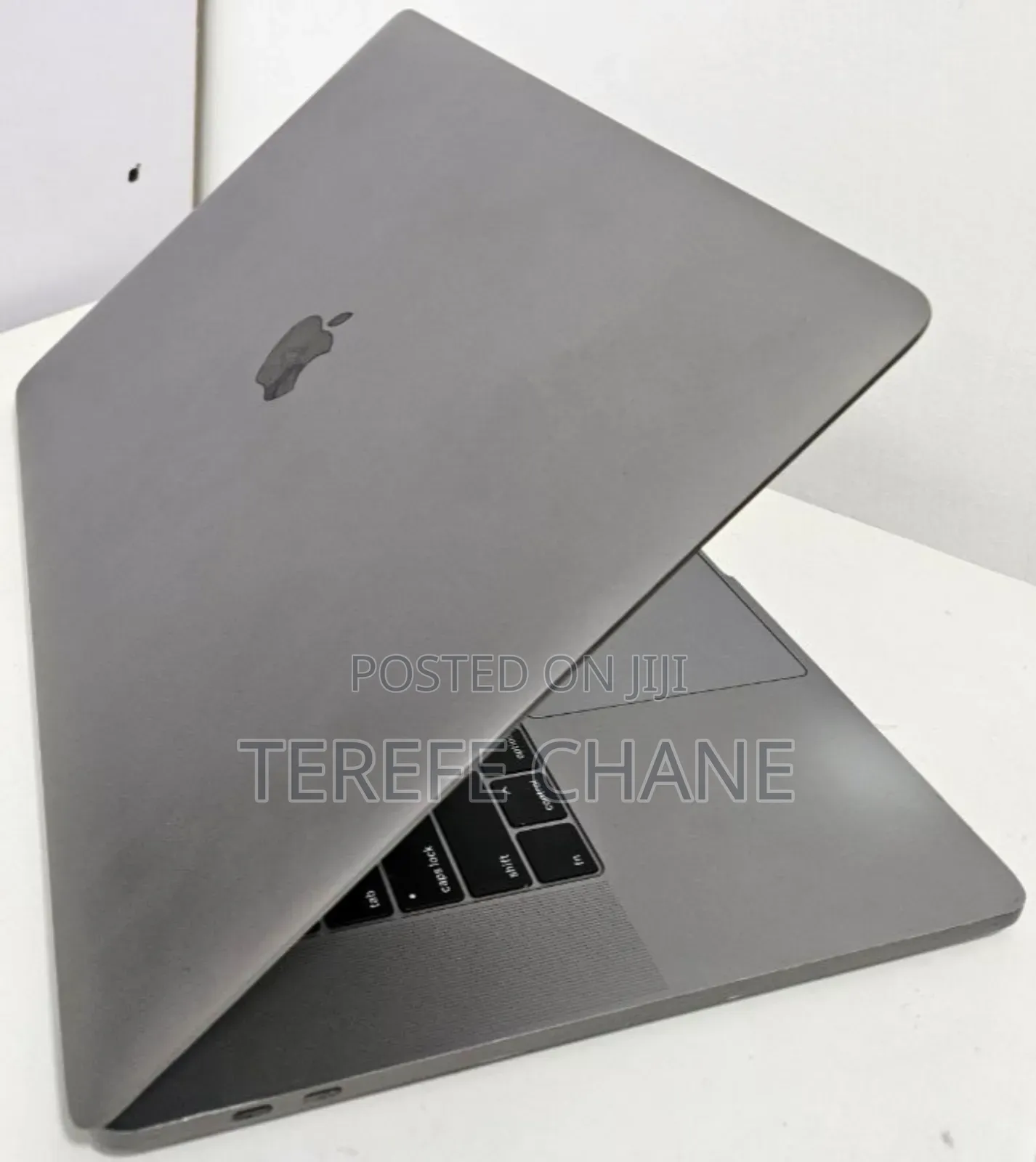 New Laptop Apple MacBook Pro 2019 16GB Intel Core I9 SSD 512GB
