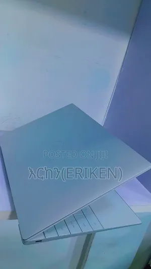 New Laptop Dell XPS 13 32GB Intel Core i7 SSD 512GB