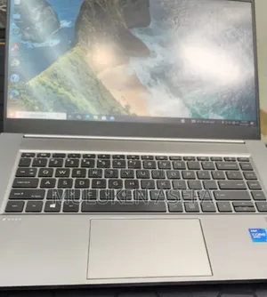 Photo - New Laptop HP ZBook Studio G8 32GB Intel Core I7 SSD 512GB