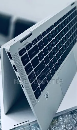 New Laptop HP EliteBook 1040 G8 16GB Intel Core I7 SSD 512GB