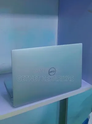 New Laptop Dell XPS 13 32GB Intel Core I7 SSD 512GB