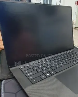 New Laptop Dell Precision 5570 16GB Intel Core I7 SSD 512GB