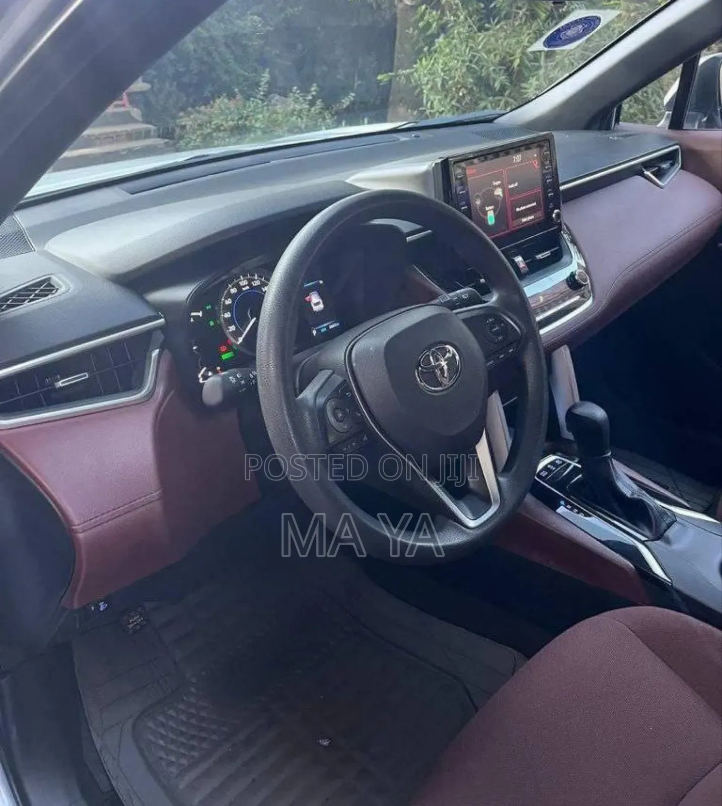 Toyota Corolla Cross Hybrid 2023 White