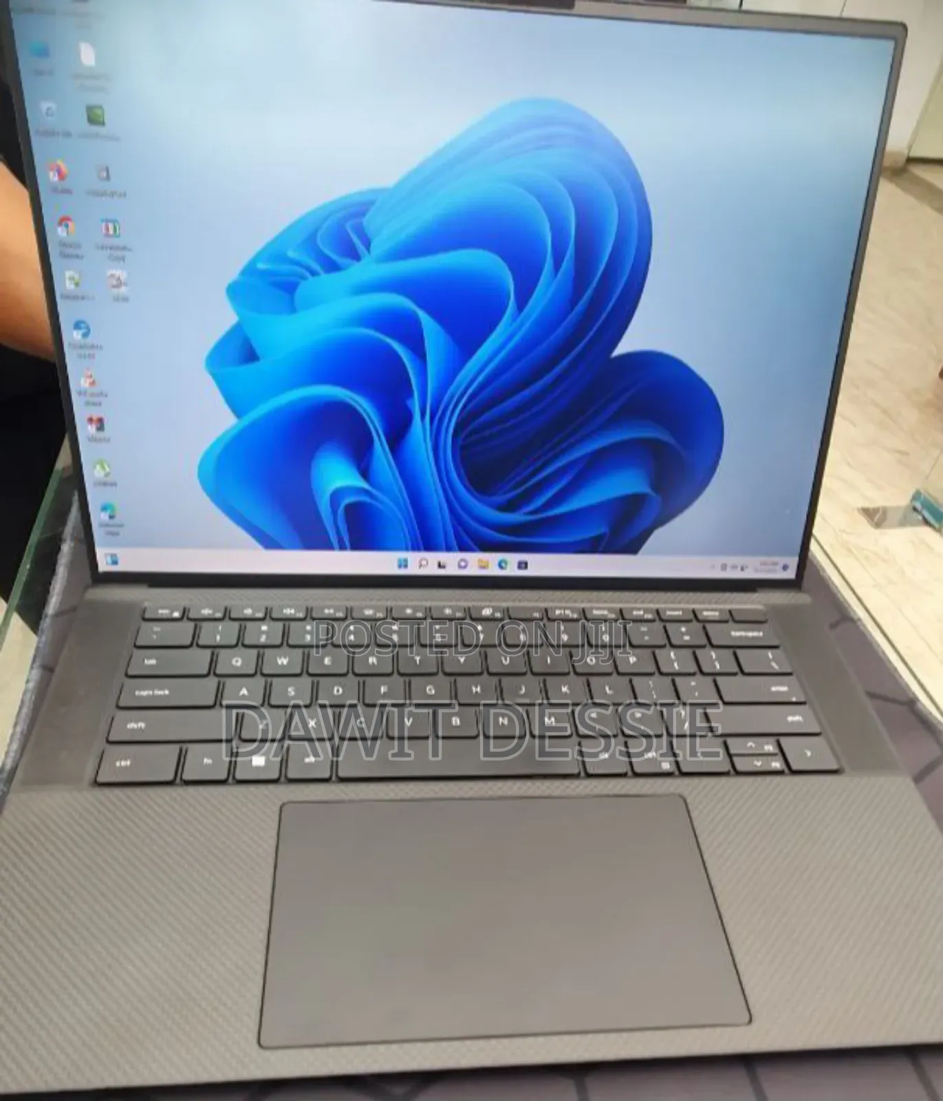 New Laptop Dell Precision 5570 16GB Intel Core I7 SSD 512GB