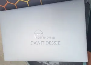 New Laptop Dell Precision 5570 16GB Intel Core I7 SSD 512GB