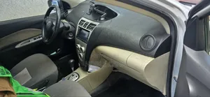Toyota Belta 2008 Silver
