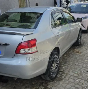 Toyota Belta 2008 Silver