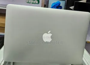 New Laptop Apple MacBook Air 2013 4GB Intel Core I5 SSD 256GB