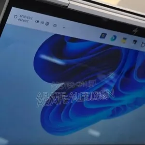 New Laptop HP EliteBook x360 1040 G7 16GB Intel Core i7 SSD 512GB