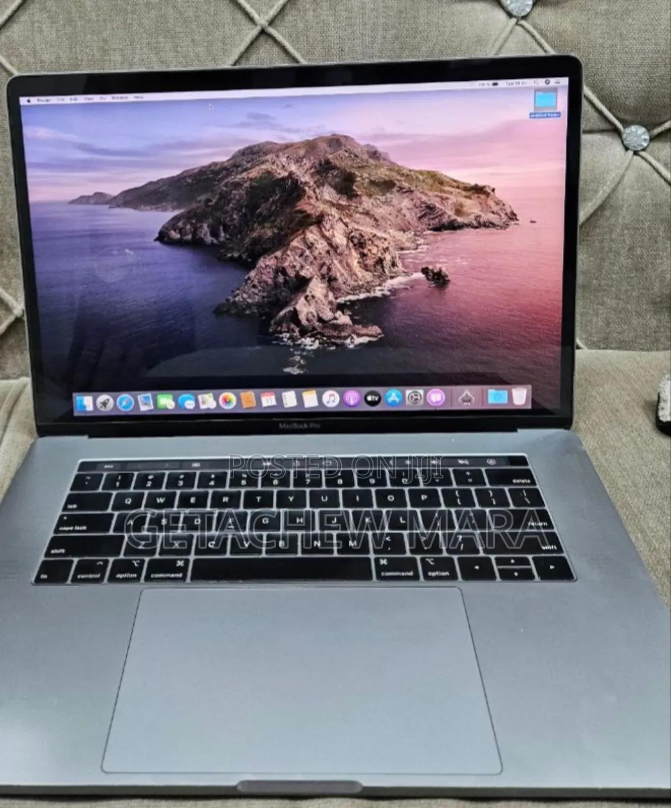 New Laptop Apple MacBook Pro 2019 16GB Intel Core I9 SSD 512GB