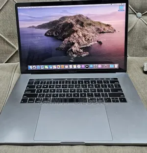 New Laptop Apple MacBook Pro 2019 16GB Intel Core I9 SSD 512GB