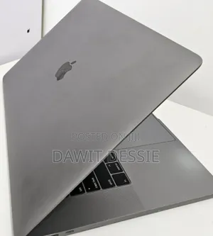 New Laptop Apple MacBook Pro 2019 16GB Intel Core I9 SSD 512GB