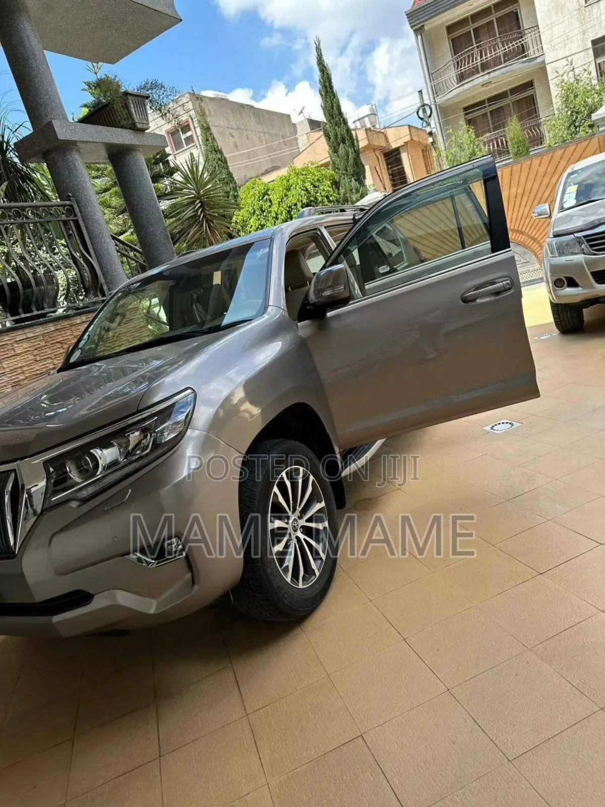 Toyota Land Cruiser Prado 2021 Gray