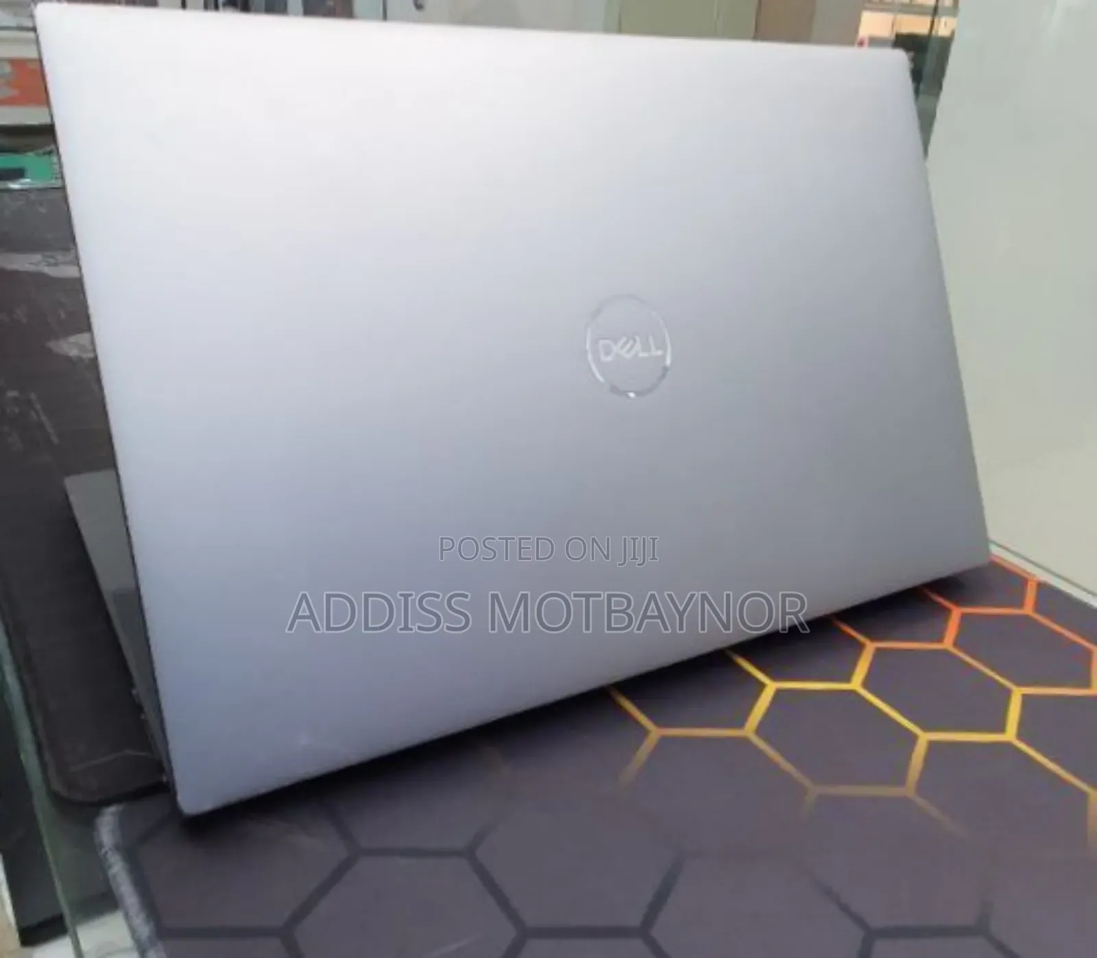 New Laptop Dell Precision 5540 16GB Intel Core I7 SSD 512GB
