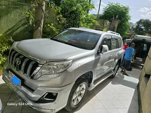 Toyota Land Cruiser Prado 2020 Gray