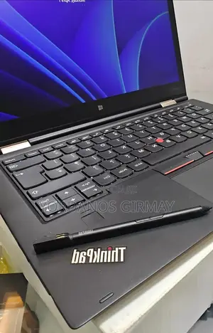 Photo - Laptop Lenovo Thinkpad X1 Yoga 8GB Intel Core I5 SSD 512GB