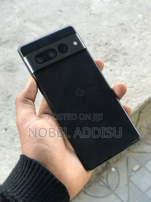 Photo - New Google Pixel 7 Pro 128 GB Black