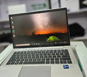New Laptop HP EliteBook 830 G8 16GB Intel Core I7 SSD 512GB