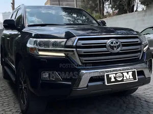 Photo - Toyota Land Cruiser 2017