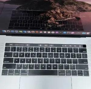 New Laptop Apple MacBook Pro 2019 16GB Intel Core I9 SSD 512GB