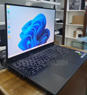 New Lenovo Legion Y7000P IRX9 Gaming Laptop 32GB Intel Core I9 SSD 1T