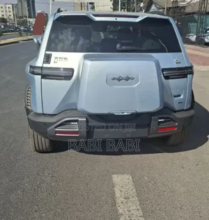 New BYD Leopard 8 2.0 Hybrid AWD 2025 Blue