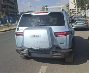 New BYD Leopard 8 2.0 Hybrid AWD 2025 Blue