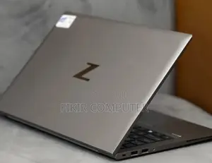 New Laptop HP ZBook Studio 16GB Intel Core I5 SSD 512GB
