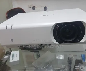 Homen Cinema Projector