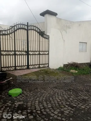 Photo - Furnished 4bdrm Villa in Villa, Bole for sale